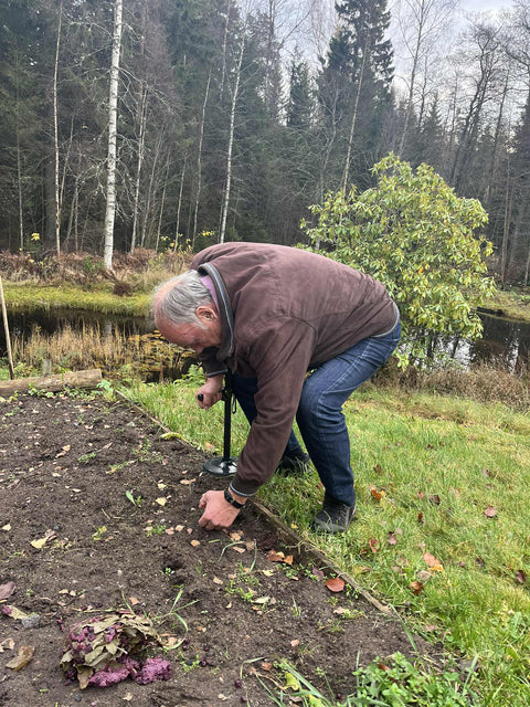ErgiloAssist – Højdejusterbart ståhjælpemiddel