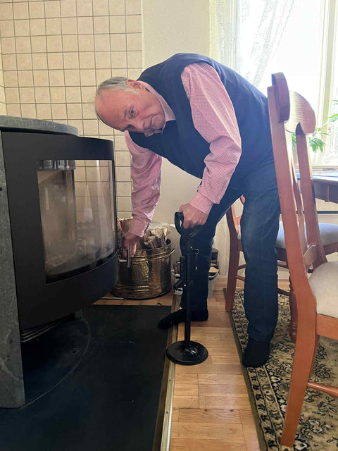 ErgiloAssist – Højdejusterbart ståhjælpemiddel